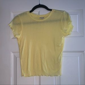 Cute Cropped Yellow Shirt Size Small